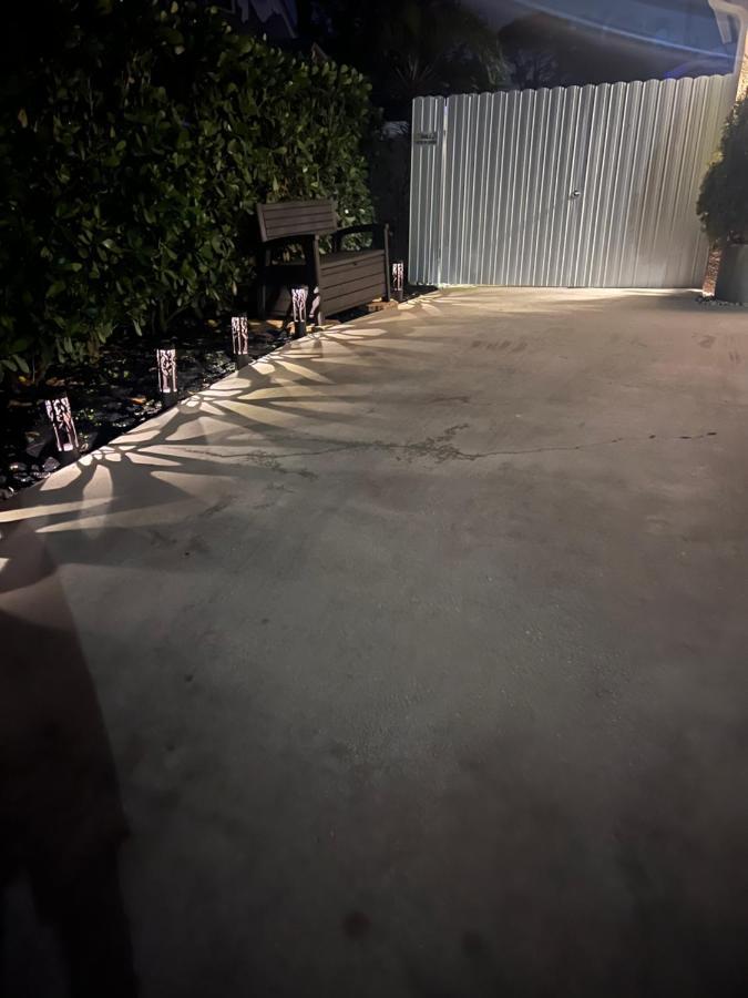 Villa San Carlos Park フォートマイヤーズ エクステリア 写真