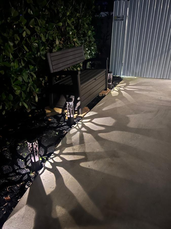 Villa San Carlos Park フォートマイヤーズ エクステリア 写真